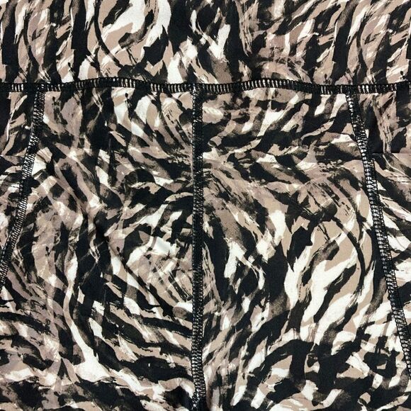 NWT Animal Print Jones New York Active Leggings - Picture 9 of 12